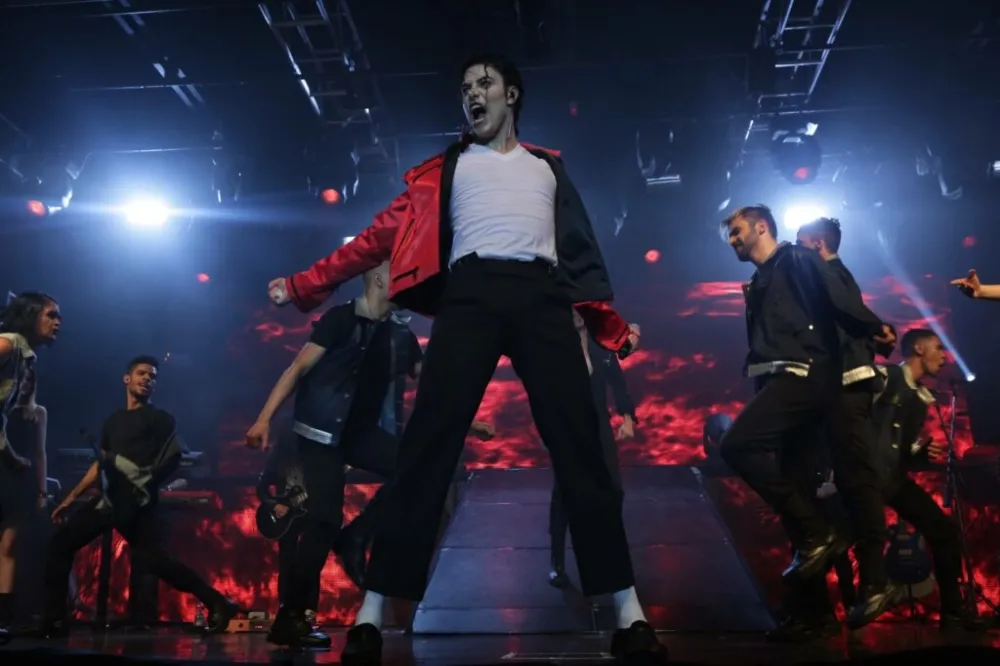 Espetáculo Lendário: Único Tributo ao Rei do Pop no Mundo com Supervisão da Banda Original de Michael Jackson Acontece HOJE em Goiânia!