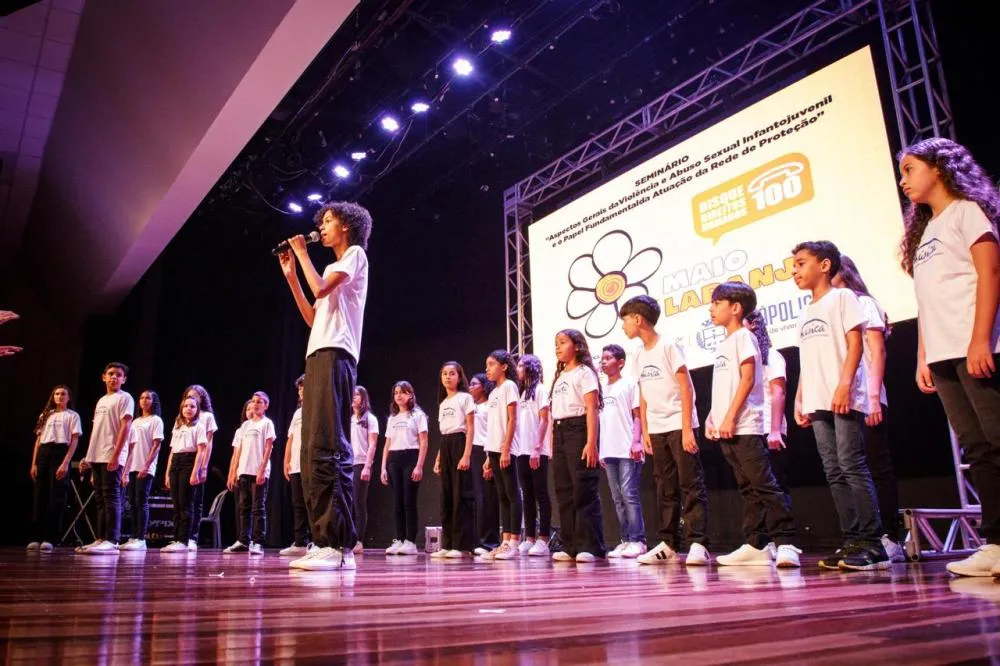 Lançamento da campanha Maio Laranja reúne rede de proteção do município
